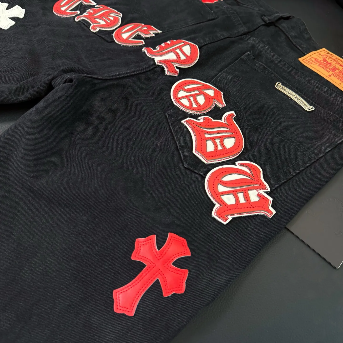 P280 Style number: D287 Chrome Hearts Chrome Hearts Jeans Size# 28 30 32 34